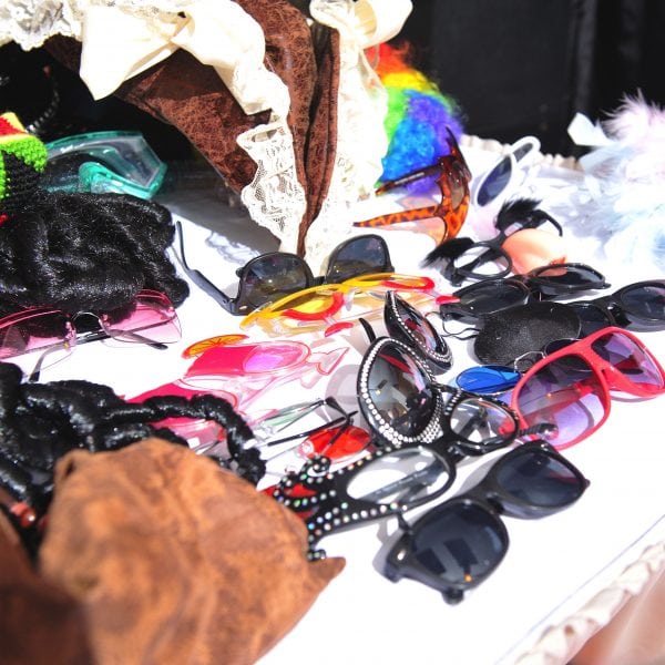 PhotoBooth Props - Main Event Entertainment LLC